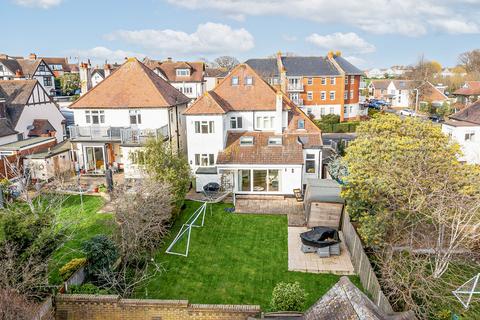 5 bedroom detached house for sale, Westcliff-on-sea SS0