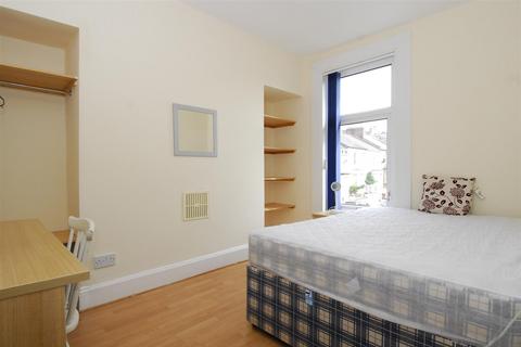 4 bedroom house to rent, Pearson Road, Plymouth PL4