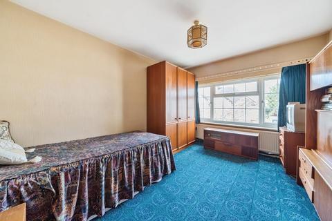 11 Glebe Road, Stanmore, HA7 4EJ