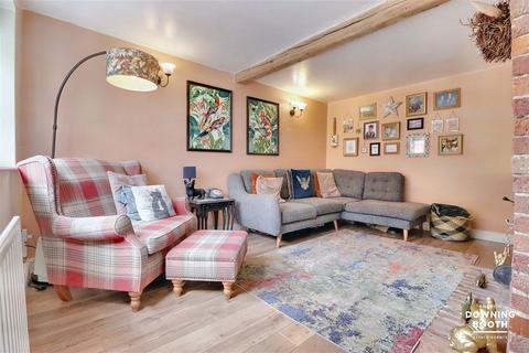 44 Main Street, Whittington, Lichfield, WS14 9JS