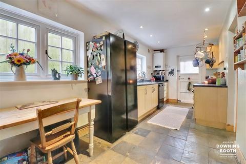 44 Main Street, Whittington, Lichfield, WS14 9JS
