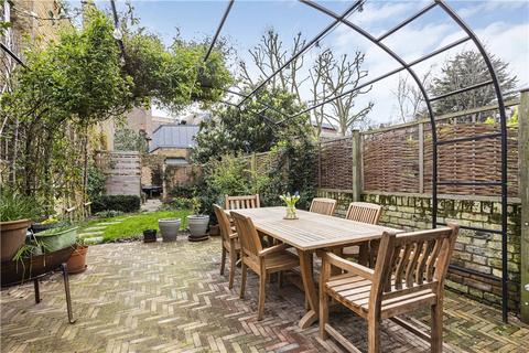 4 bedroom terraced house for sale, Louisa Gardens, London, E1