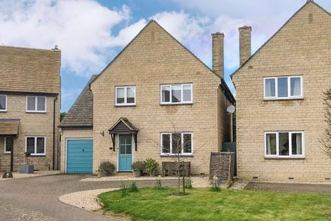 4 bedroom detached house for sale, High House Close, Clanfield, Bampton, Oxfordshire, OX18
