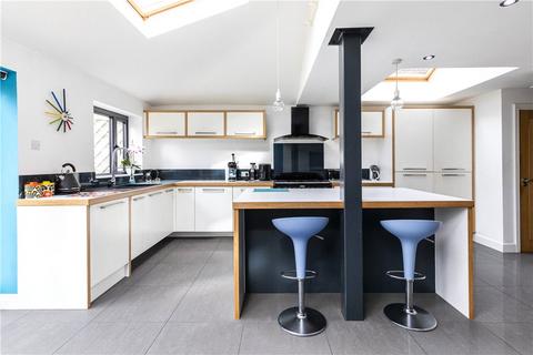 11 Sunset Hill Top, Leeds, LS6 4LP
