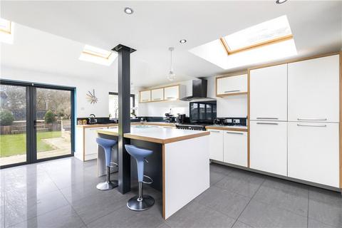 11 Sunset Hill Top, Leeds, LS6 4LP