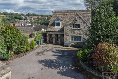 4 bedroom detached house for sale, Leeds Road, Liversedge