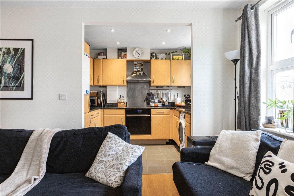 Reception/Kitchen