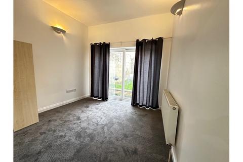 2 bedroom property to rent - Broad Lane, Seven Sisters N15