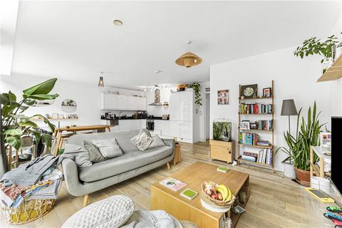 2 bedroom apartment for sale, Roach Road, London, E3