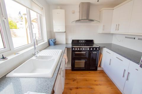 8 Elliot Close, Ottery St Mary, EX11 1GZ