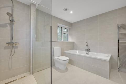 2 Lammas Lane, Esher, KT10 8NY