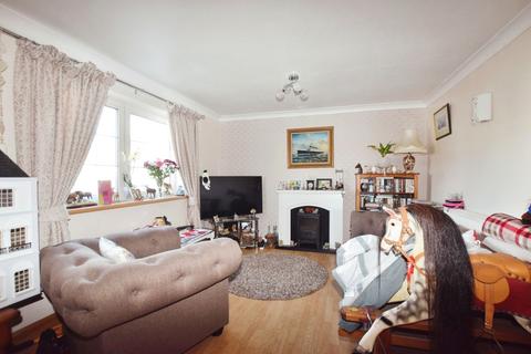 3 bedroom link detached house for sale, Greystones Road, Gainsborough DN21