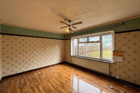 31 North Walk, New Addington, Croydon, CR0 9EP