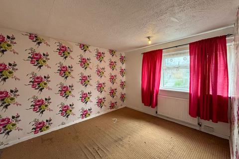 31 North Walk, New Addington, Croydon, CR0 9EP