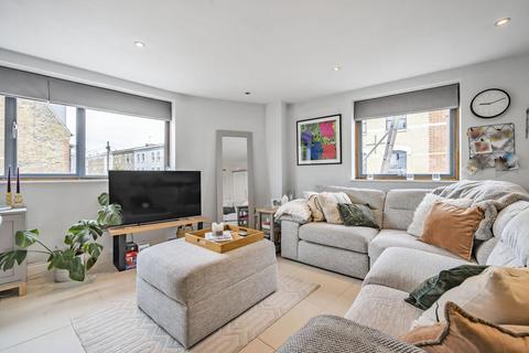 2 bedroom flat for sale - Wheatsheaf Terrace, Fulham