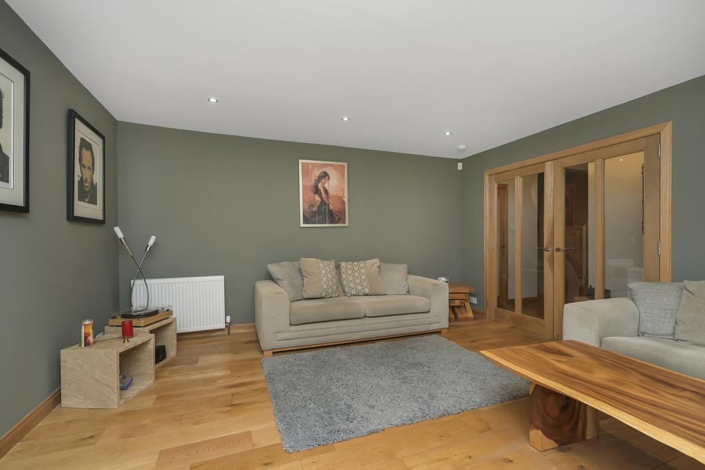 1 Valley Field View, Penicuik, EH26 8NA 4 bed detached house for sale