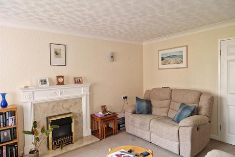 1 bedroom retirement property for sale, Knightstone Road, Weston-Super-Mare BS23