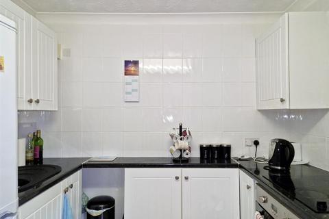 1 bedroom retirement property for sale, Knightstone Road, Weston-Super-Mare BS23