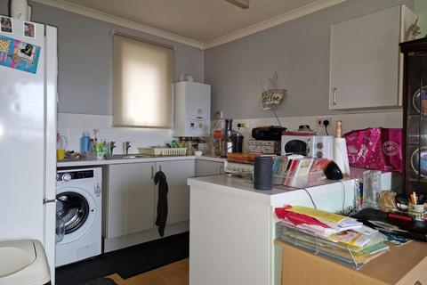 2 bedroom flat for sale, Bristol Road Lower, Weston-Super-Mare BS23