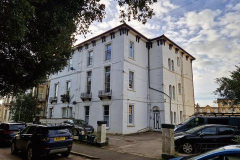 1 bedroom flat for sale, Upper Kewstoke Road, Weston-Super-Mare BS23