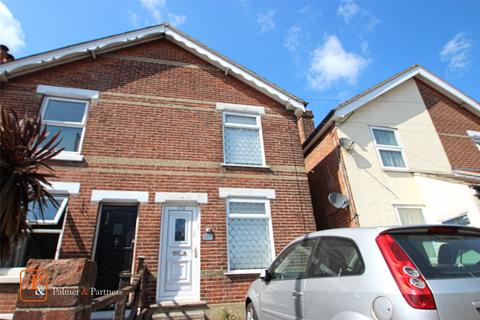 3 bedroom semi-detached house for sale - Harwich Road, Colchester, Essex, CO4