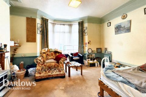 3 bedroom end of terrace house for sale - Courtenay Road, Cardiff