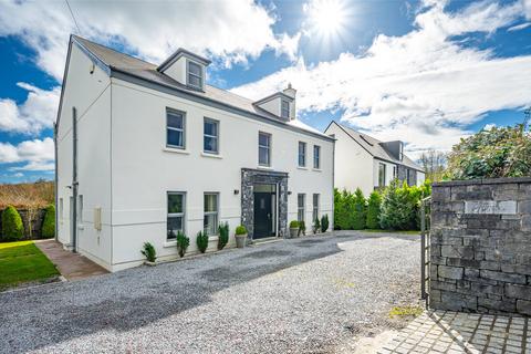 4 bedroom detached house, Kilmoney Road, Carrigaline, Cork