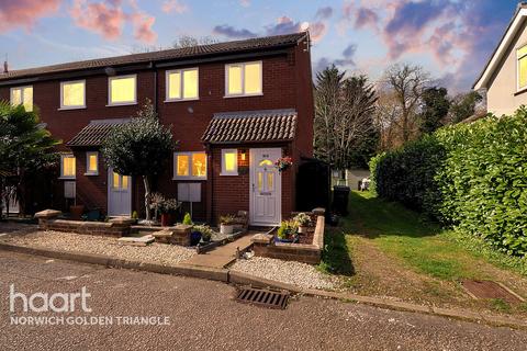 3 bedroom end of terrace house for sale, Holly Drive, Norwich