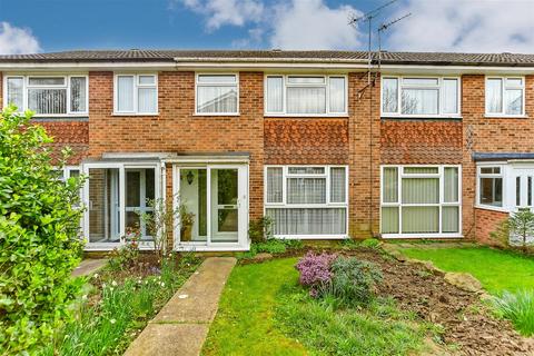 3 bedroom terraced house for sale - Bedgebury Close, Maidstone, Kent
