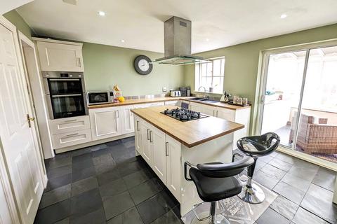 4 bedroom detached house for sale, Mayfair Grove, Priorslee, Telford, Shropshire, TF2