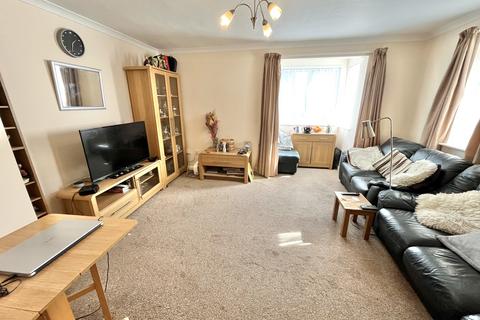 2 bedroom ground floor flat for sale, The Rope Walk, Watchet TA23