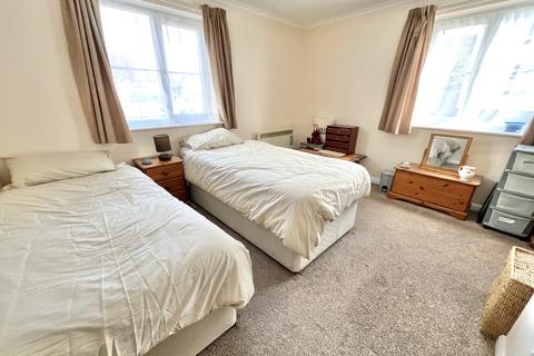 2 bedroom ground floor flat for sale, The Rope Walk, Watchet TA23