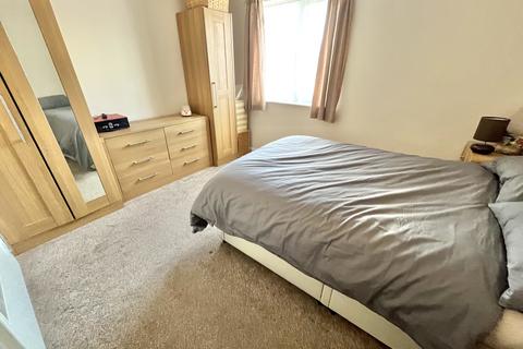 2 bedroom ground floor flat for sale, The Rope Walk, Watchet TA23