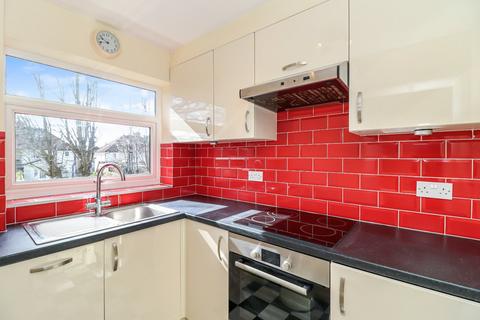 1 bedroom maisonette for sale, Castano Court, Abbots Langley, Herts, WD5