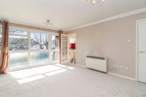 1 bedroom maisonette for sale, Castano Court, Abbots Langley, Herts, WD5