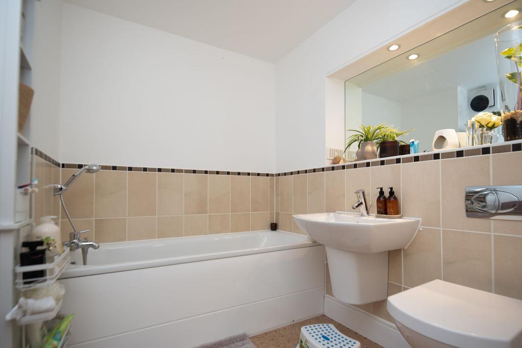 Main Bathroom