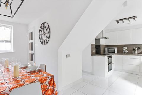 3 bedroom terraced house for sale - Montpellier Retreat, Cheltenham, Gloucestershire, GL50
