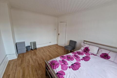 House share to rent, Conisborough Crescent, Catford, London, SE6