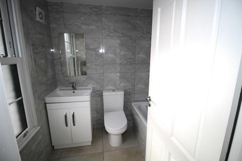 1 bedroom cottage to rent, Wroths Path, Loughton IG10