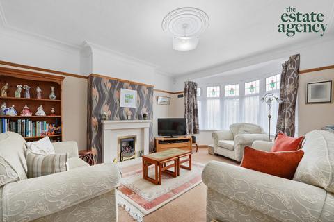 4 bedroom semi-detached house for sale, Old Church Road, Chingford, E4