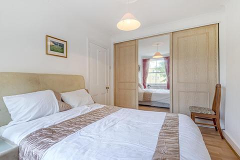 2 bedroom flat for sale - Stanwick Road, West Kensington