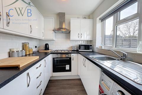 2 bedroom semi-detached house for sale, Fartherwell Avenue, ME19