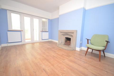 3 bedroom semi-detached house to rent - Upminster Road, Hornchurch, Essex, RM11