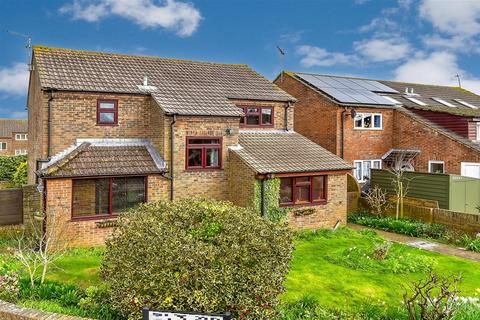 3 bedroom detached house for sale, Goodhew Close, Yapton, Arundel, West Sussex