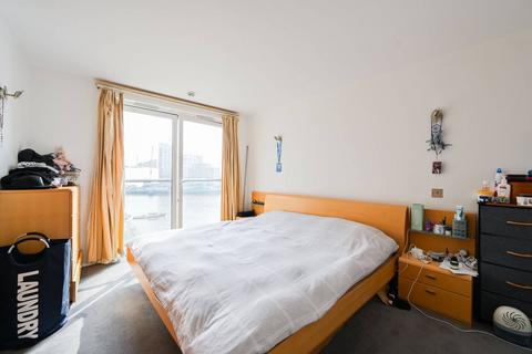 2 bedroom flat to rent - New Providence Wharf, Canary Wharf, London, E14