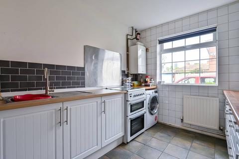 2 bedroom terraced house to rent - Phelp Street, Elephant and Castle, London, SE17