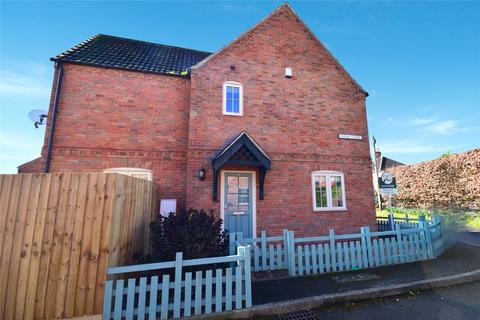 3 bedroom semi-detached house for sale, Farm Close, Bathley, Newark, Nottinghamshire, NG23