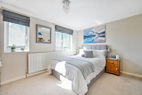 1 bedroom flat for sale, Winery Lane, Kingston, Kingston upon Thames, KT1