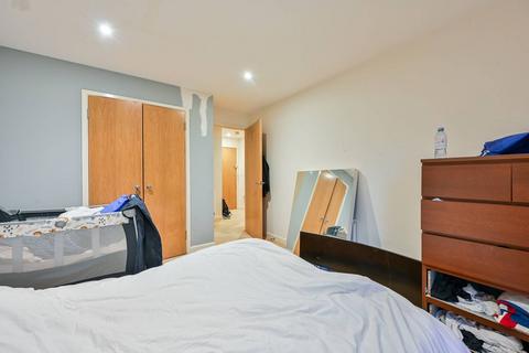 1 bedroom flat for sale, Chandler Way, Peckham, London, SE15