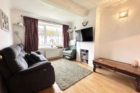 3 bedroom terraced house for sale - Gibbon Road, Newhaven